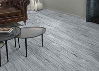 La pavimentazione commerciale della plancia del vinile di Spc indossa lo strato 0.3mm Grey Color impermeabile