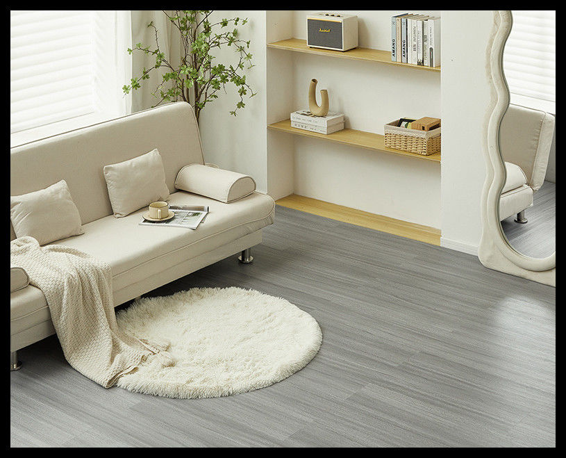 Ottieni la soluzione perfetta con pavimenti di lusso in matt o lucente e larghezza di 7,25 pollici / 183 mm